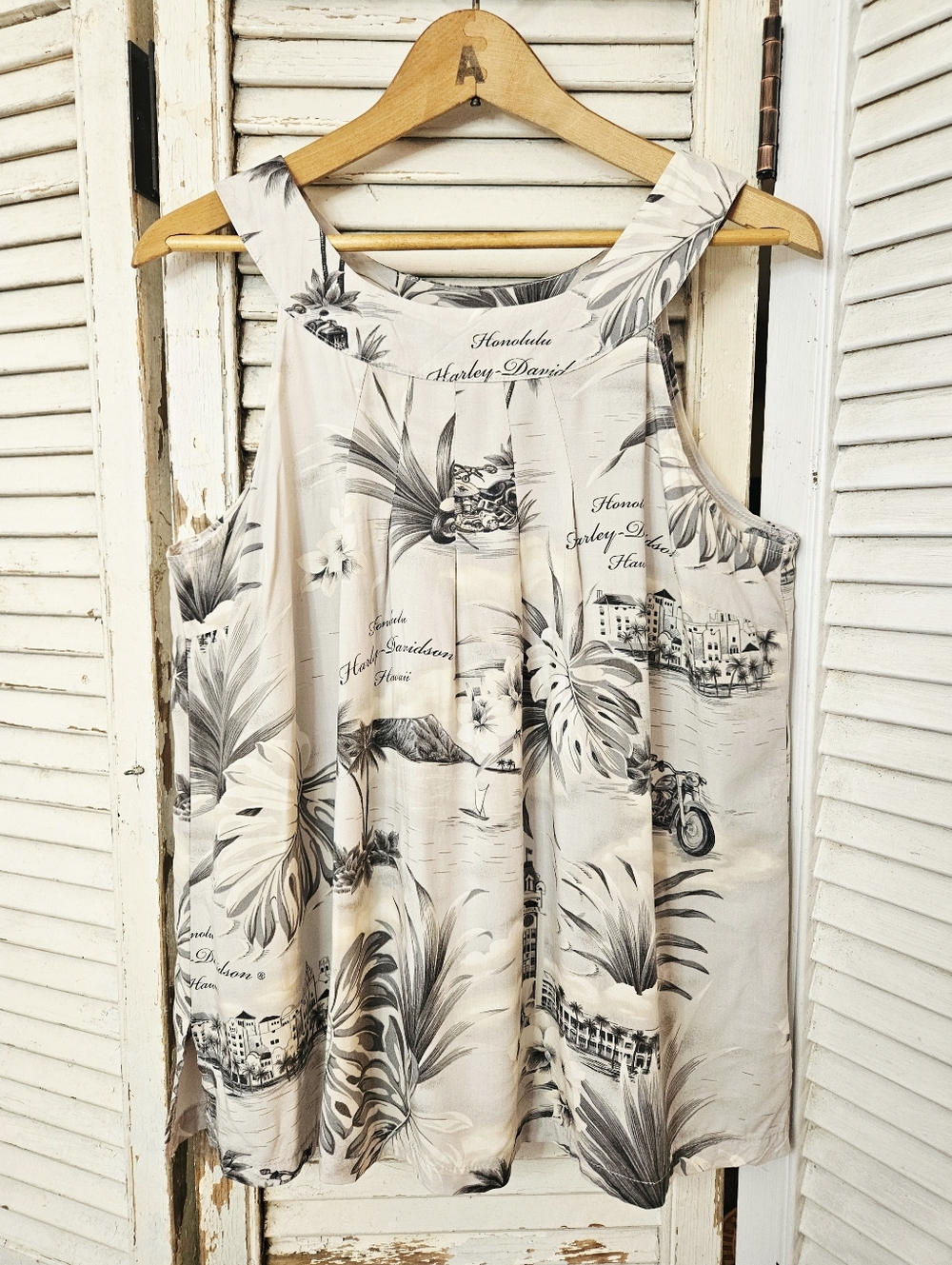 Harley Davidson Custom Hawaiian Print Flowy Rayon Tank Top Grey Mix Small